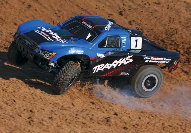 Traxxas Uzaktan Kumandalı Araba Traxxas Uzaktan Kumandalı Araba
