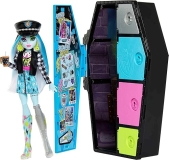 Monster High Skulltimate Secrets Frankie Stein Doll with Dress-Up Locker 19 Accessories Set