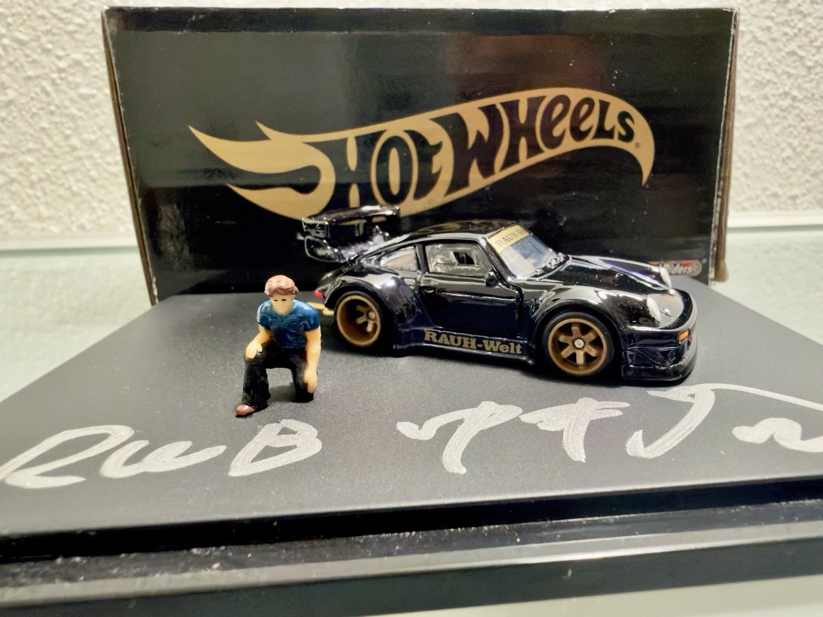 Hot Wheels RLC 20 RWB PORSCHE 930 Figure RAUH-Welt #9958