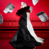 Disney Darkness Descends Cruella De Vil Collectible Doll